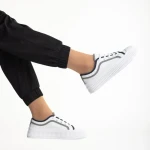 Дамски  кецове  бели от текстилен материал  Malaya