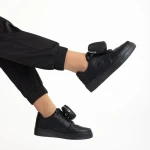 Дамски спортни обувки  черни  от еко кожа Inola