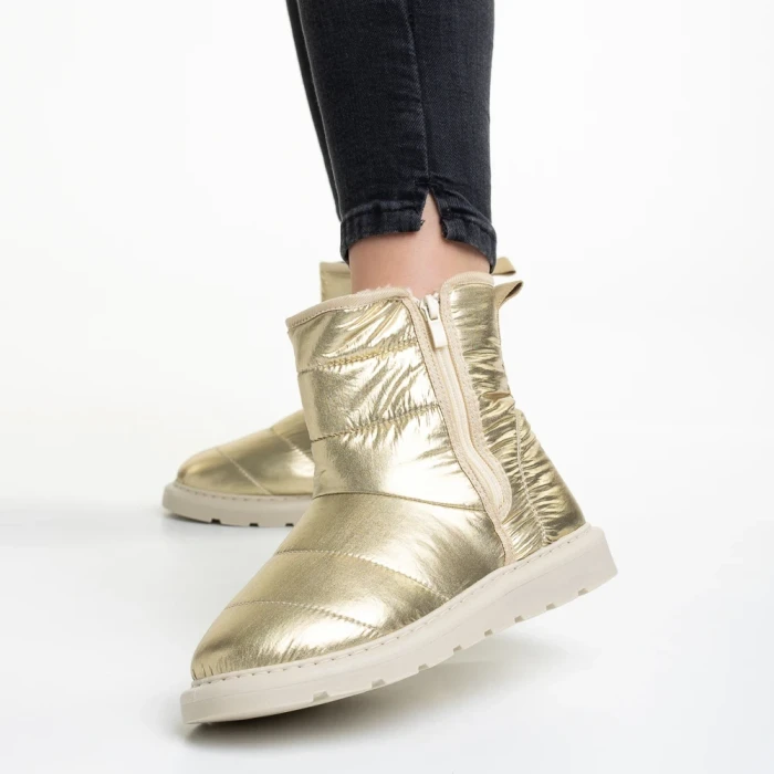 Дамски чизми златисти  от текстилен материал  Giuditta