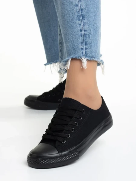 Дамски кецове  черни от текстилен материал  Sanaa