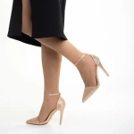 Дамски обувки  бежови от текстилен материал  с ток  Olamide