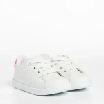 Детски спортни обувки  бели с цикламено  от еко кожа  Omar