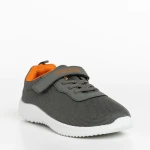 Детски спортни обувки  сиви с оранжево от текстилен материал  Amie