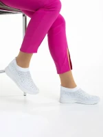 Дамски спортни обувки  бели от текстилен материал  Sorrel