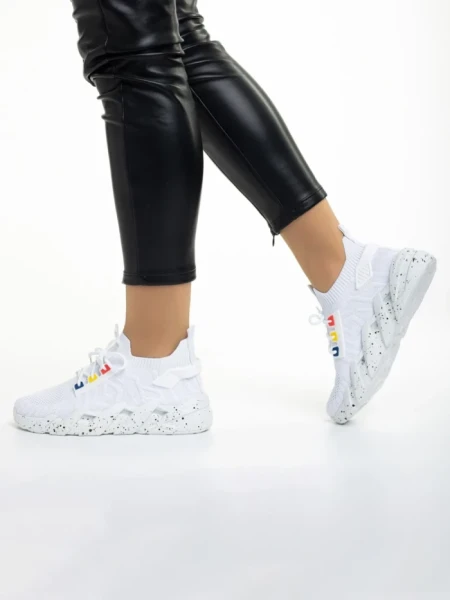 Дамски спортни обувки  бели от текстилен материал  Ankita