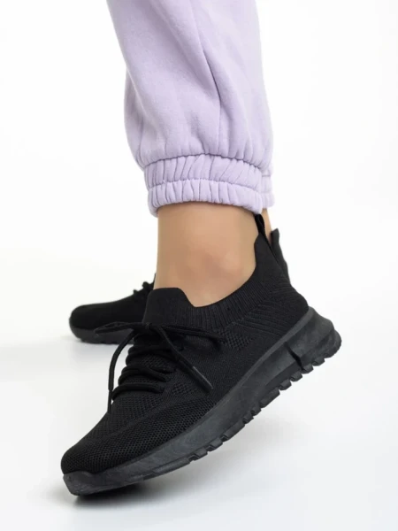 Дамски спортни обувки  черни  от текстилен материал  Dasa