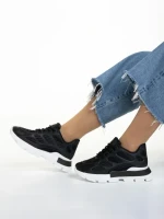 Дамски спортни обувки  черни  от текстилен материал  Wera