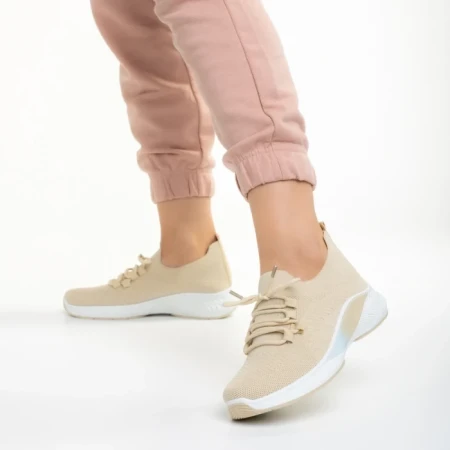 Дамски спортни обувки  бежови  от текстилен материал  Matrona