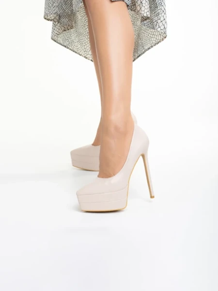 Дамски обувки  бежови  с ток от еко кожа Malinda