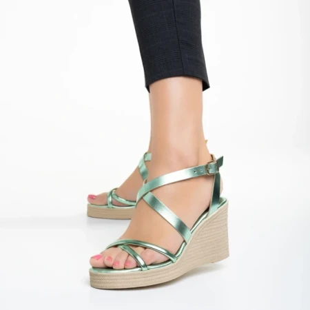 Дамски сандали  Girlhood зелени  от естествена кожа  Basira