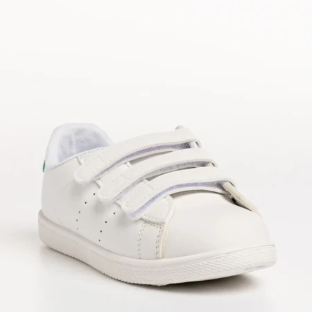 Детски спортни обувки  бели  със зелено  от еко кожа Barney