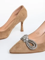 Дамски обувки  тъмно бежови с ток  от текстилен материал  Nayara