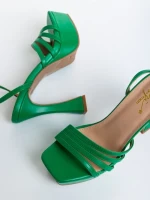 Дамски сандали  зелени  от  еко кожа  Kerime