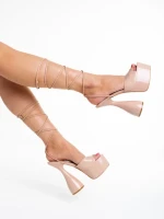 Дамски сандали  тъмно бежови от  лачена еко кожа  Narine