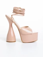 Дамски сандали  тъмно бежови от  лачена еко кожа  Narine