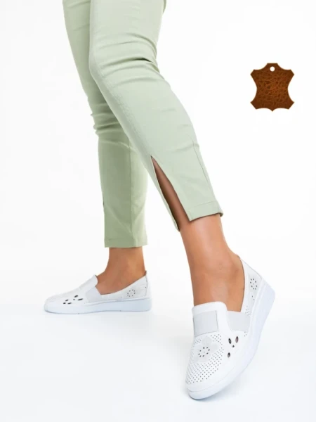 Дамски обувки  бели  от естествена кожа  Robertina