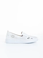 Дамски обувки  бели  от естествена кожа  Robertina