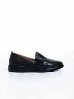 Дамски обувки  черни  от естествена кожа  Robertina