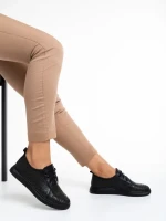 Дамски ежедневни обувки  черни  от естествена кожа  Toini