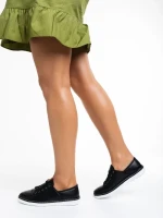 Дамски ежедневни обувки  черни  от естествена кожа  Pravina