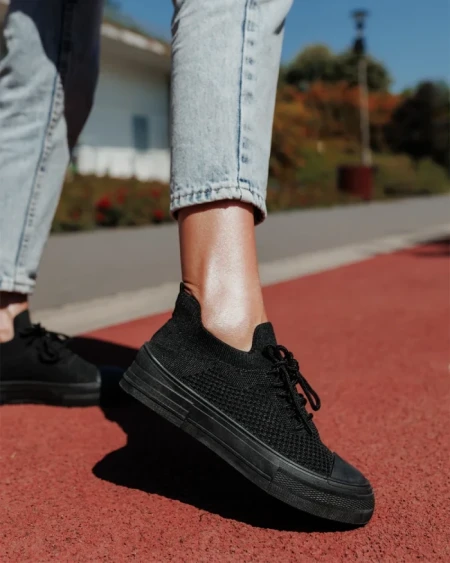 Дамски кецове  черни  от текстилен материал  Elexia