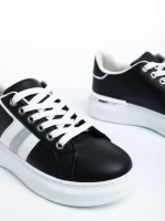 Дамски спортни обувки  черни  от еко кожа Doretta