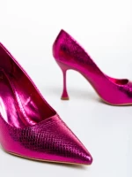 Дамски обувки  цикламени  с ток  от от лачена еко кожа  Emalyn