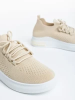 Дамски спортни обувки  бежови  от текстилен материал  Sumaya