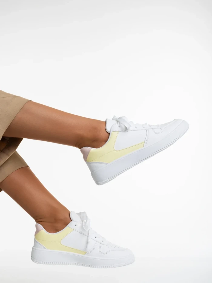 Дамски спортни обувки  бели със жълто  от еко кожа   Sameria