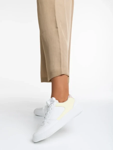 Дамски спортни обувки  бели със жълто  от еко кожа   Sameria