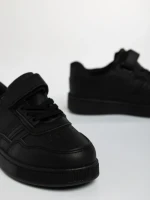 Детски спортни обувки  черни  от еко кожа Navi