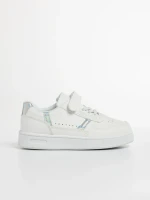 Детски спортни обувки  бели от еко кожа Navi