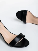 Дамски сандали  черни  от еко кожа  Capria