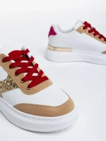 Дамски спортни обувки бели с златисто от еко кожа Samya