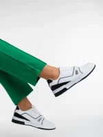 Дамски спортни обувки бели от еко кожа Aloysia