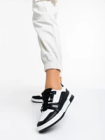 Дамски спортни обувки бели с черно от еко кожа Aloysia