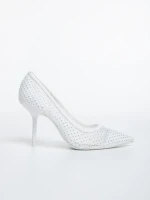 Дамски обувки  бели  с ток от текстилен материал  Menodora