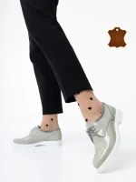 Всекидневни дамски обувки бежови от лачена естествена кожа Estebana