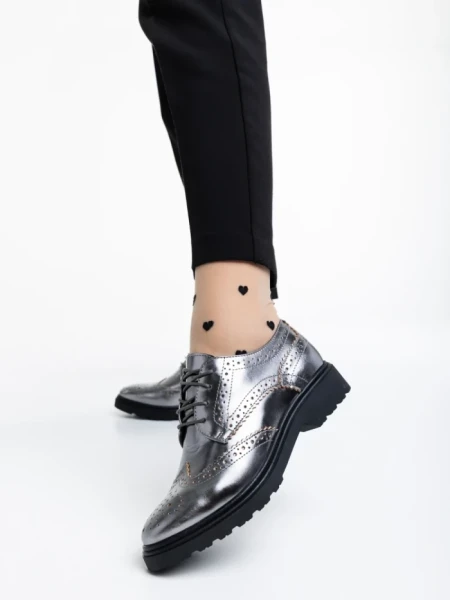 Всекидневни дамски обувки сребристи от естествена кожа Adabelle