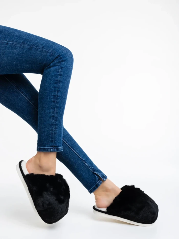 Дамски чехли черни от синтетичен пух Donisha