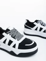 Дамски спортни обувки черни с бяло от еко кожа Daelen