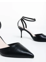 Дамски обувки черни с ток от еко кожа Kaela