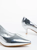 Дамски обувки сребристи от еко кожа лачена Isidora