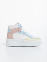 Дамски спортни обувки розови със синьо от еко кожа Naila