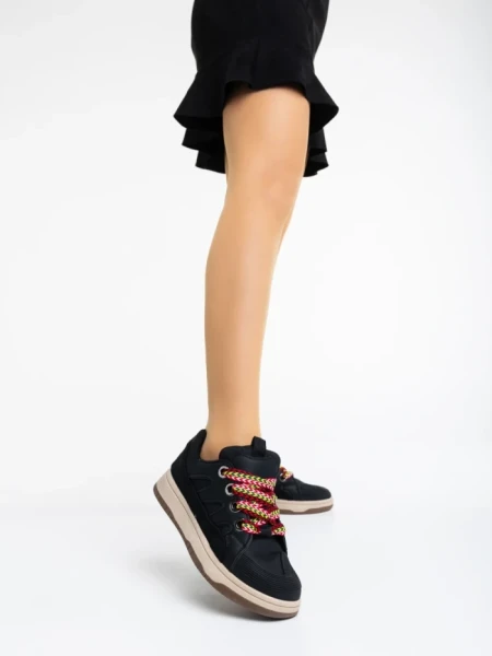 Дамски спортни обувки черни от екологична кожа  Ardala