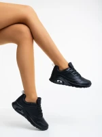 Дамски спортни обувки черни от екологична кожа Arline