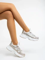 Дамски  спортни обувки златисти от екологична кожа и текстилен  материал Kiani