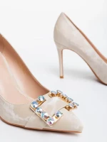 Дамски обувки с  ток бежови от текстилен  материал Georgyna