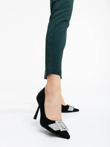 Дамски обувки с ток черни от текстилна материя Tiphanie