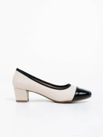 Дамски спортни обувки с ток бежови от екологична кожа Reine